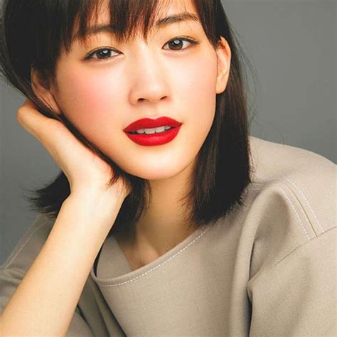 Fan page for all to share, discuss and be updated on the gorgeous successful cf queen see more of ayase haruka ( 綾瀬はるか) on facebook. 綾瀬はるか Haruka Ayase | 顔, 美しい女性