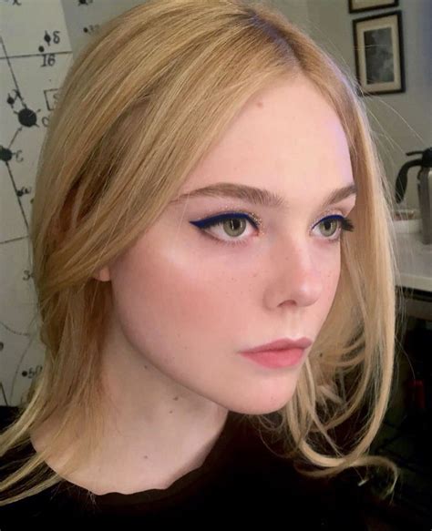 Pin By Daydream Nation On Makeup In Elle Fanning Hair Elle Fanning Elle Fanning Style