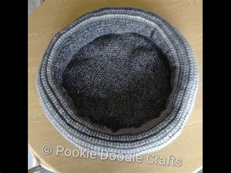 Your kitties will love it, and it will fit right in with the rest of your diy decor. Crochet pet bed tutorial cat or dog. CAL/crochet along ...
