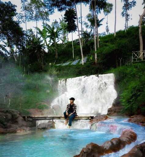 Untuk jenis pemanas yang memiliki. Pemandian Air Panas di Bandung, Lawan Dingin dengan Berendam