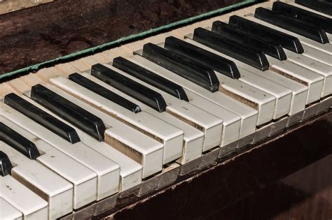 How To Fix Sticky Piano Keys: A DIY Guide