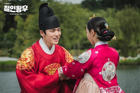 Queen cheorin / no touch princess. Kim Jung Hyun Begins To Show His Feelings For Shin Hye Sun ...