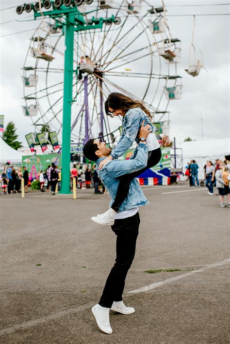 How Cute Is This Engagement Session At The State Fair Carnival Engagement Session Photo By