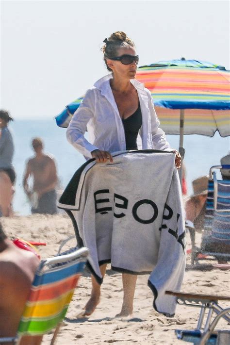 Sarah Jessica Parker Spotted At The Beach In Hamptons New York GotCeleb