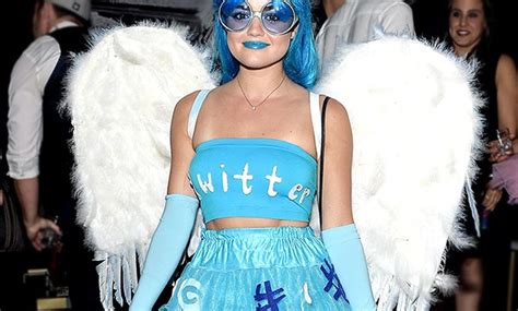 70 Of The Best Celebrity Halloween Costumes Of All Time Brit Co