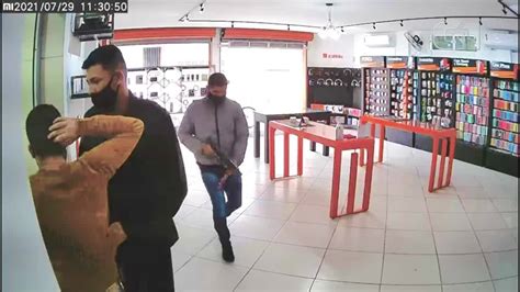 Vídeo Mostra Criminosos Assaltando Loja De Celulares Na Serra Es Espírito Santo G1