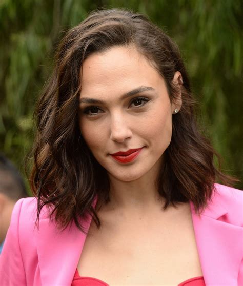 She served in the idf for two years. GAL GADOT at Variety's Creative Impact Awards in Palm Springs 01/03/2018 - HawtCelebs