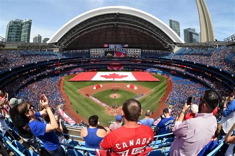 726,355 likes · 2,605 talking about this · 3,944 were here. Blue Jays supply fireworks in Canada Day win over Royals ...