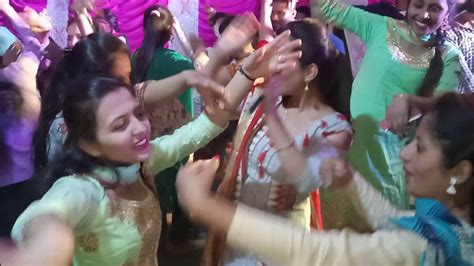 Beautiful Pahadi Dance In Marriage Pahadi Dance Videos Manjeet