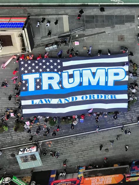 Trump Fans Unveil ‘biggest Ever Trump 2020 Flag And Place It Over