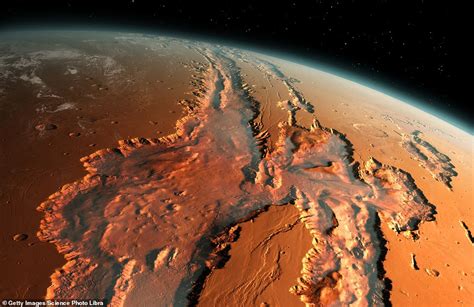 Valles Marineris De Mars 20 Fois Plus Large Que Le Grand Canyon Est