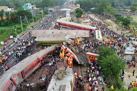India Rescue Work Ends As Focus Turns To Cause Of Worst Train Crash In Decades Inquirer News