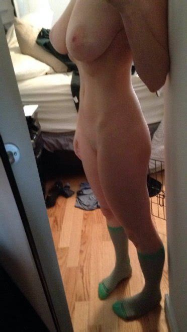 Thin Legs Tight Stomach Supremely Stacked Porn Photo Eporner