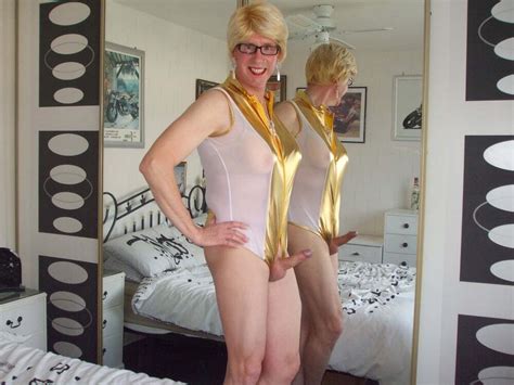 Miss Andi Moorcock A Mature Cd And Her Gold Teddy Photo 17