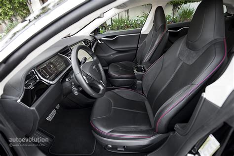 Tesla Model S Back Seat Comfort
