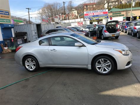 Prices shown are the prices people paid including dealer discounts for a used 2009 nissan altima coupe 2d s with standard options and in good condition with an average of 12,000 miles per year. Used 2013 Nissan Altima S Coupe $7,690.00
