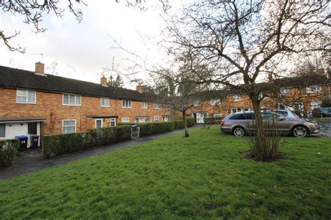 Welwyn garden city is blessed with an abundance of travel routes and links, including robust bus service. Martin & Co Welwyn Garden City 2 bedroom Terraced House ...