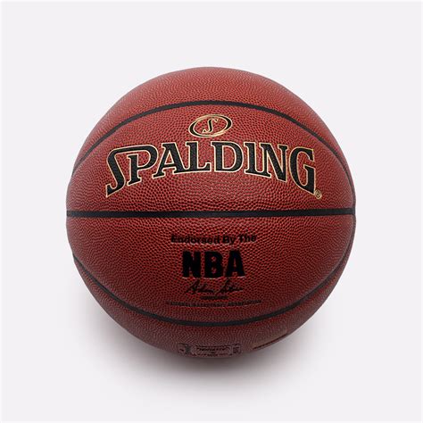 Мяч №7 Spalding Nba Gold Series 76 014 купить по цене 4300 руб в