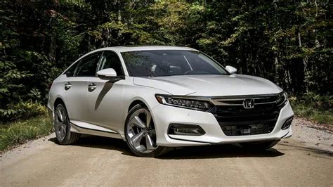 Fair purchase prices · latest car news · expert car reviews 2018 Honda Accord Sport 2 0T with V6 252 HP - YouTube