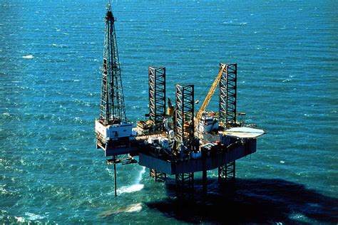 Offshore Drilling Event Has Buzz