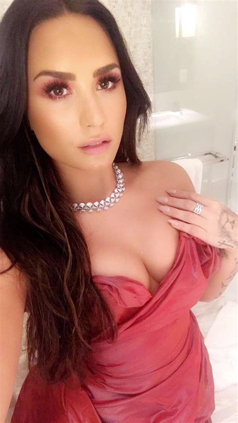 Demi Lovato Sexy The Fappening Leaked Photos 2015 2019