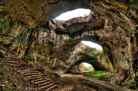 Devetashka Cave Lovech Bulgaria Tourism Places To Go Places To See