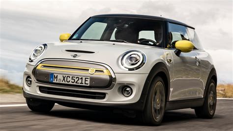 All-Electric 2020 Mini Cooper SE Starts at $29,900, Offers Only 114 