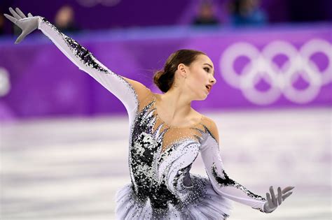 After Record Short Programs Russian Skaters Poised To Battle For Elusive Gold The New York Times