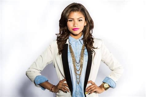 Lifetime Casts Disney Star Zendaya As Aaliyah In Tv Biopic Guardian