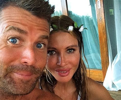 Pete Evans And His Wife Share Nude Pics Of Them In Nature On Instagram New Idea Magazine