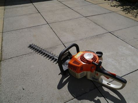 Stihl Hs 45 Petrol Hedge Trimmer 18 Blades In Excellent Condition