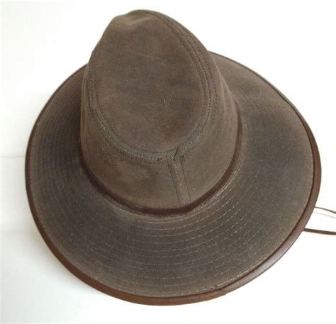 Dorfman Pacific Weathered Cotton Full Brim Hat With M Gem