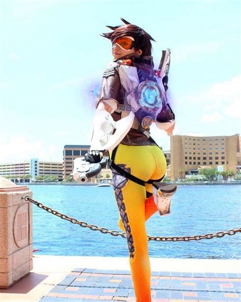 VICTORY To Madewellart For Taking Them Tracer Tracercosplay