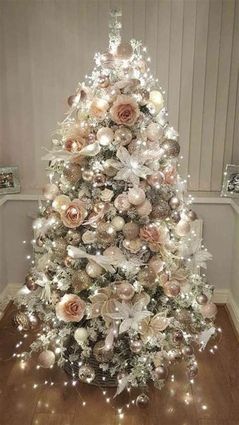 44 Árvores De Natal Decoradas Completamente Fascinantes — Decoração De Casa Gold Christmas