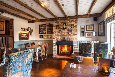 Look Inside And Outside Of The Old Gate Inn Canterbury Vintage Inns