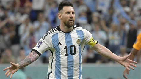 Friendlies News Messi Gets Rockstar Welcome In China Ahead Of