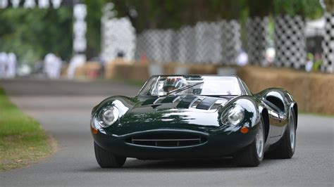 21 Of The Greatest V12 Classic Cars Classic And Sports Car