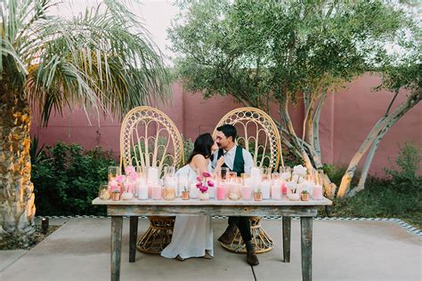 Fun And Colorful Wedding And The Perfect Sweetheart Table Decor Wedding Art Plan Your Wedding