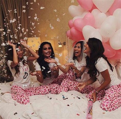 6 Steps For Throwing The Best Adult Slumber Party Ever Her Track