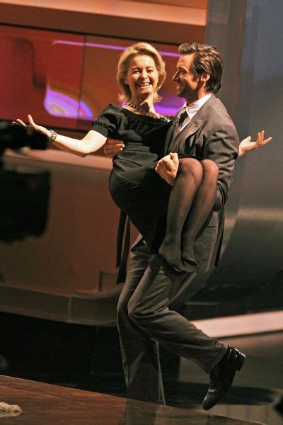 Hugh jackman #hughjackman #celebrity #actor. Wetten, dass ..?" 2008: Gentleman Hugh Jackman trägt ...