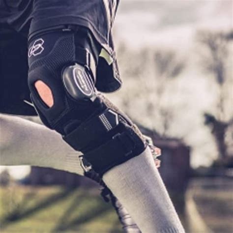 Donjoy Bionic Fullstop Knee Brace Review Baller Gears