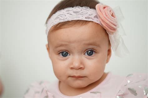 Fotos Gratis Niña Ropa Oreja Rosado Bebé Casco Cara Infantil
