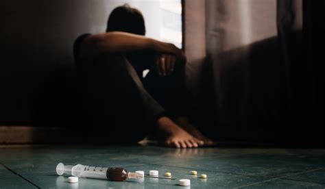 5 Facts You Should Know About Drug Abuse In India Giveindia S Blog