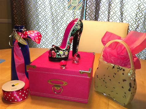 Use them in commercial designs under lifetime, perpetual & worldwide rights. shoe handbag centerpiece | Nancy | Pinterest ...