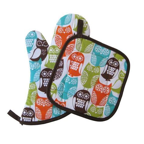 Swedish Owls Oven Mitt And Pot Holder Set Pot Holders Oven Mitts And Pot Holders Oven Mitts