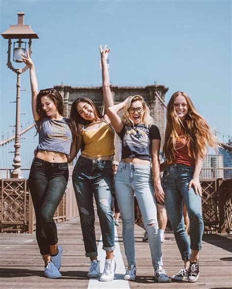 Pin By Marné Swanepoel🌟💫🤪 On Friends Friendship Photoshoot Friend