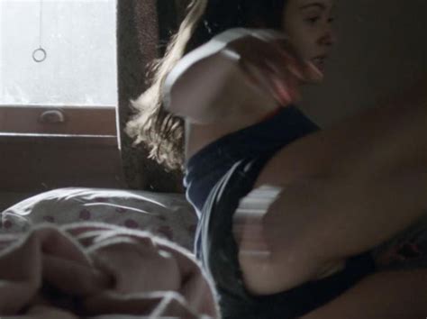 Actress Emmy Rossum Pussy Slip On Tv Show Shameless Celebrity Nude