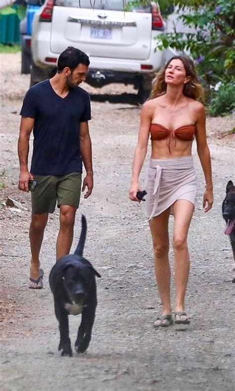 Gisele Bündchen Spotted In Her Bikini With Joaquim Valente