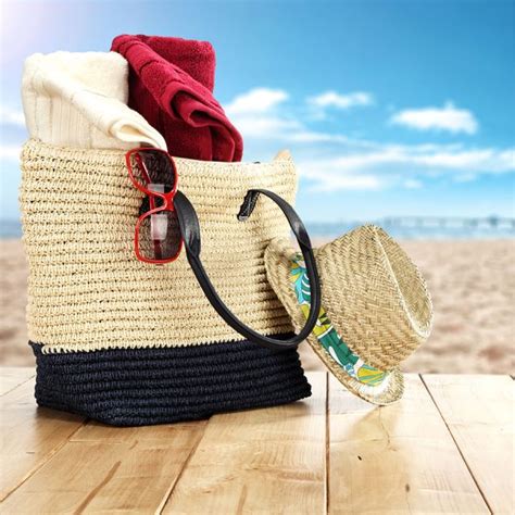 Most popular kitchen designs 2021 holidays and observances. Best Beach Bag Reviews & Buying Guide (May. 2021) • Outlinist
