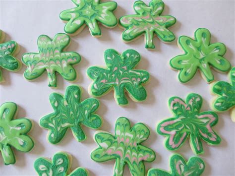 Decorated Shamrock Cookies For St Patricks Day Shamrock Cookies
